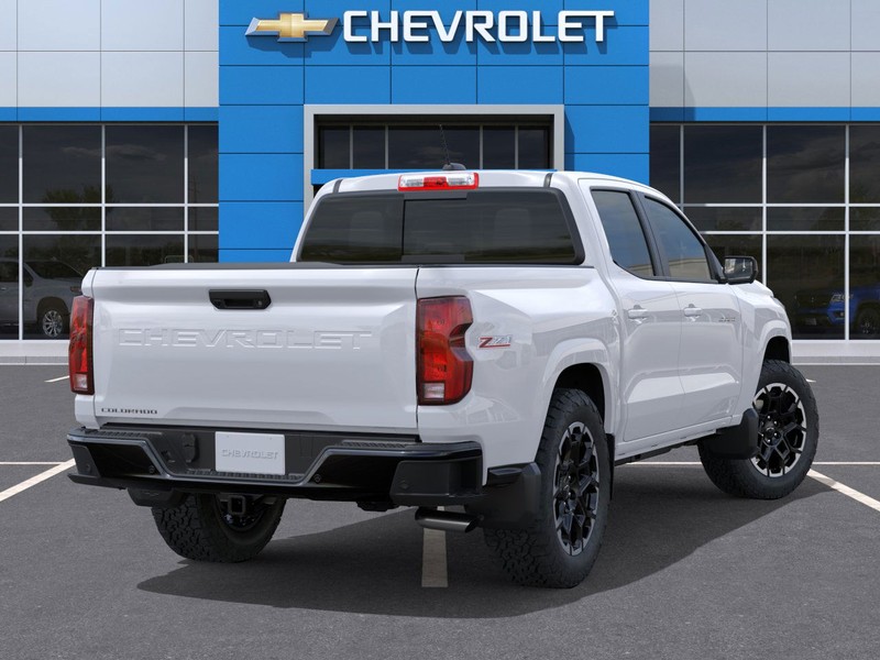 Chevrolet Colorado Vehicle Full-screen Gallery Image 4