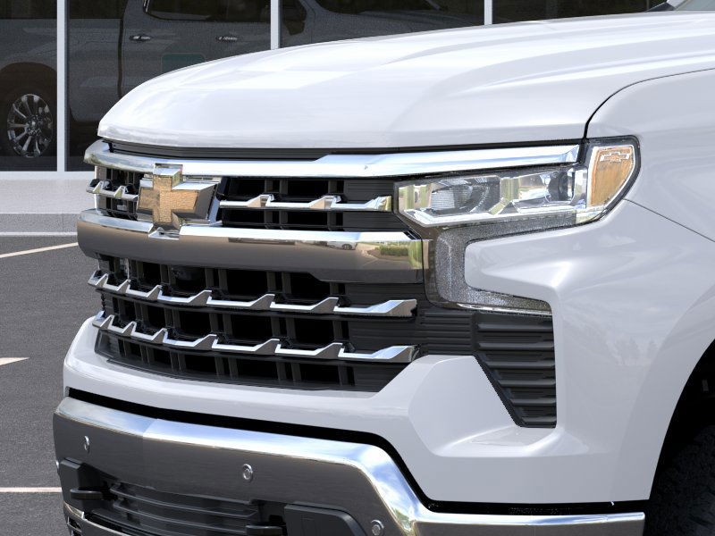 Chevrolet Silverado 1500 Vehicle Full-screen Gallery Image 13