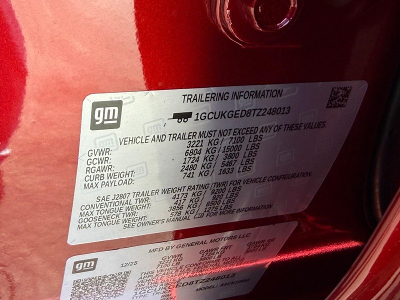 Chevrolet Silverado 1500 Vehicle Full-screen Gallery Image 19