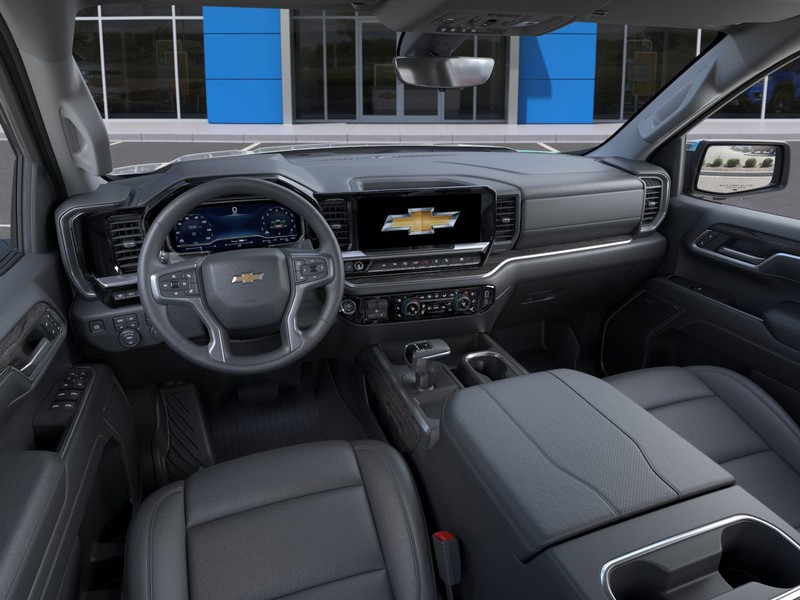 Chevrolet Silverado 1500 Vehicle Full-screen Gallery Image 15