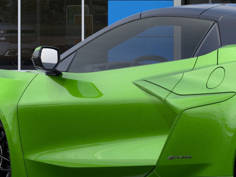 Chevrolet Corvette Vehicle Full-screen Gallery Image 12