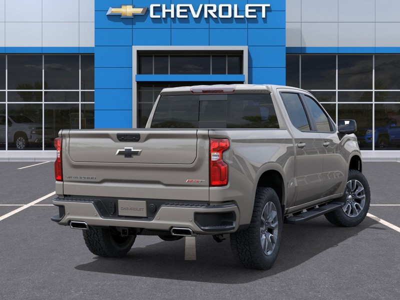 Chevrolet Silverado 1500 Vehicle Full-screen Gallery Image 4