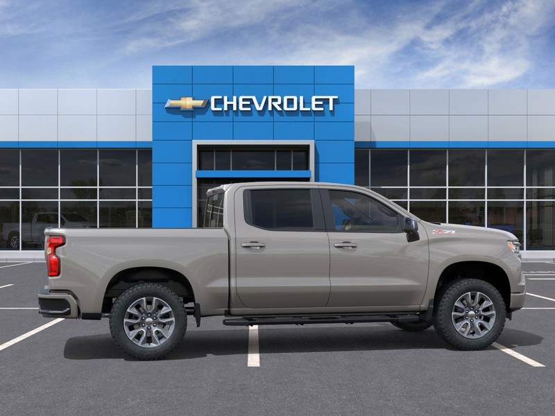 Chevrolet Silverado 1500 Vehicle Full-screen Gallery Image 5