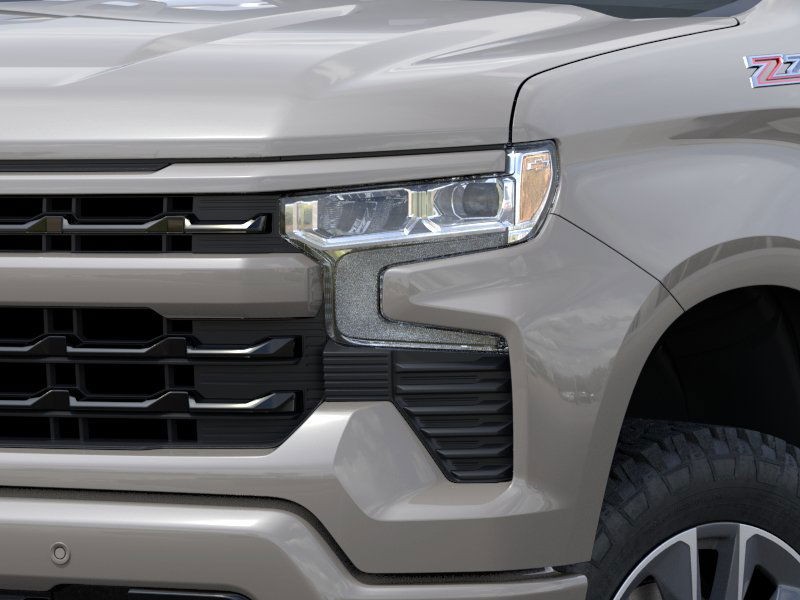 Chevrolet Silverado 1500 Vehicle Full-screen Gallery Image 10