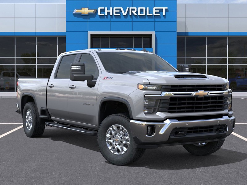 Chevrolet Silverado 2500HD Vehicle Full-screen Gallery Image 7