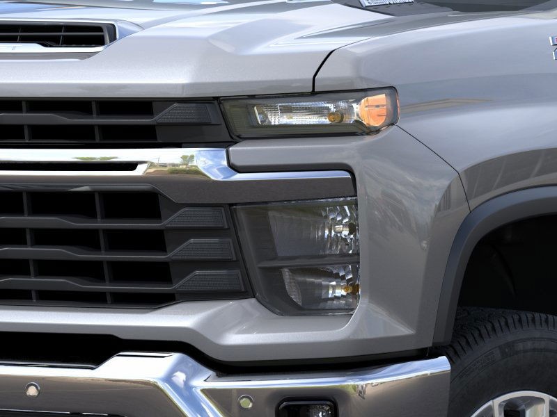 Chevrolet Silverado 2500HD Vehicle Full-screen Gallery Image 10