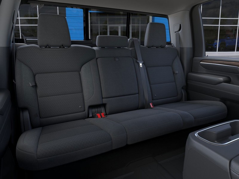 Chevrolet Silverado 2500HD Vehicle Full-screen Gallery Image 17