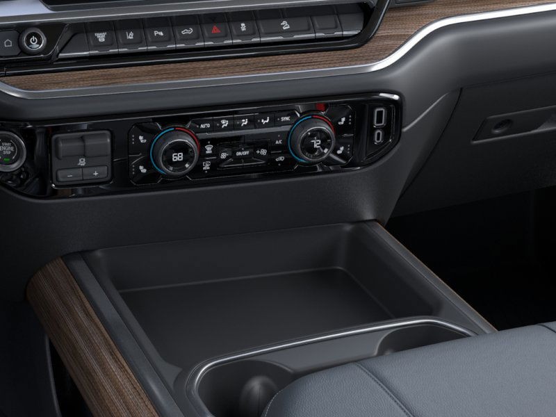 Chevrolet Silverado 2500HD Vehicle Full-screen Gallery Image 23