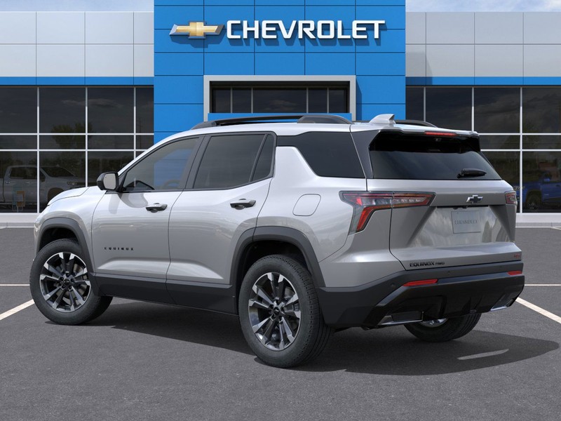 Chevrolet Equinox Vehicle Full-screen Gallery Image 3