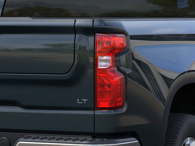 Chevrolet Silverado 1500 Vehicle Full-screen Gallery Image 11
