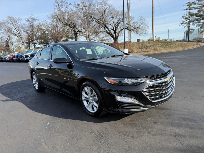 Chevrolet Malibu Vehicle Full-screen Gallery Image 8