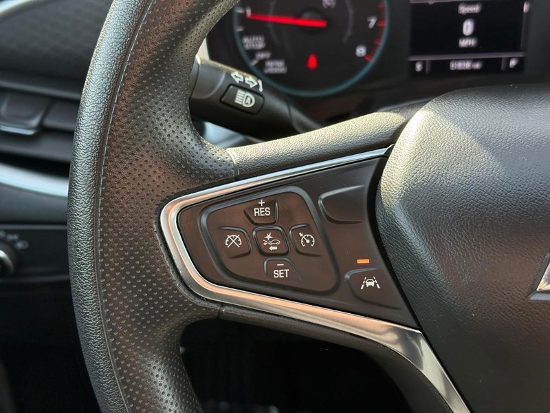 Chevrolet Malibu Vehicle Full-screen Gallery Image 19