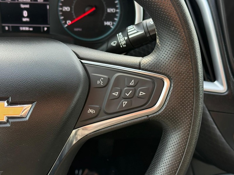 Chevrolet Malibu Vehicle Full-screen Gallery Image 20