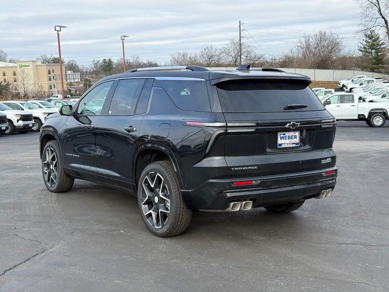 Chevrolet Traverse Vehicle Full-screen Gallery Image 3