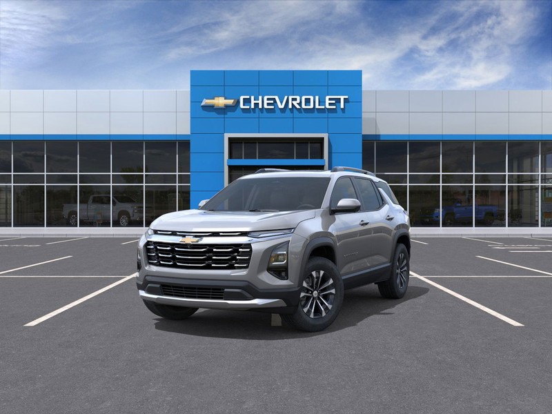 Chevrolet Equinox Vehicle Full-screen Gallery Image 8