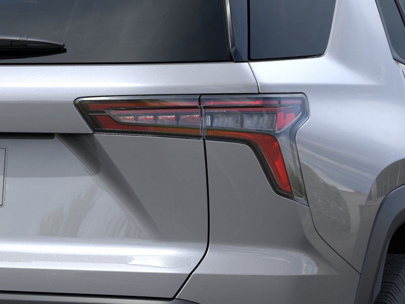 Chevrolet Equinox Vehicle Full-screen Gallery Image 11