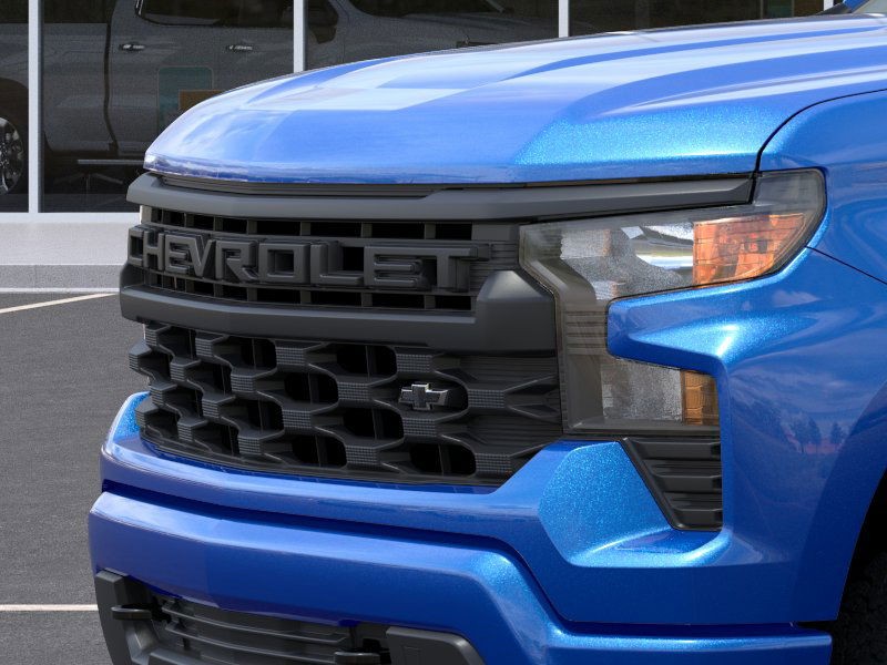 Chevrolet Silverado 1500 Vehicle Full-screen Gallery Image 13