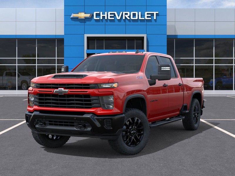 Chevrolet Silverado 2500HD Vehicle Full-screen Gallery Image 6