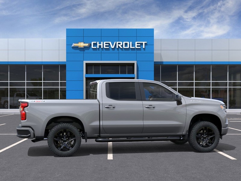 Chevrolet Silverado 1500 Vehicle Full-screen Gallery Image 5