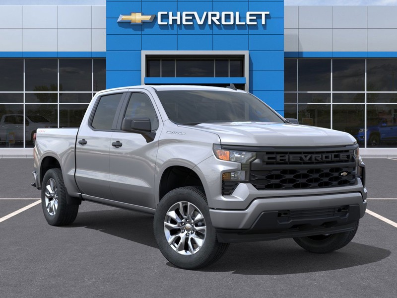 Chevrolet Silverado 1500 Vehicle Full-screen Gallery Image 7
