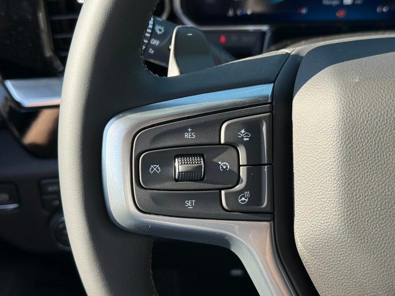 Chevrolet Silverado 1500 Vehicle Full-screen Gallery Image 11