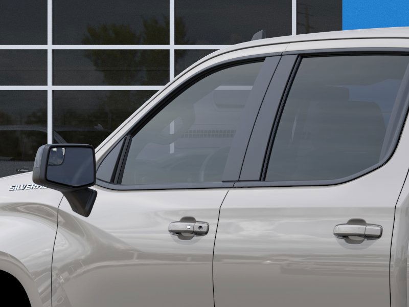 Chevrolet Silverado 1500 Vehicle Full-screen Gallery Image 12