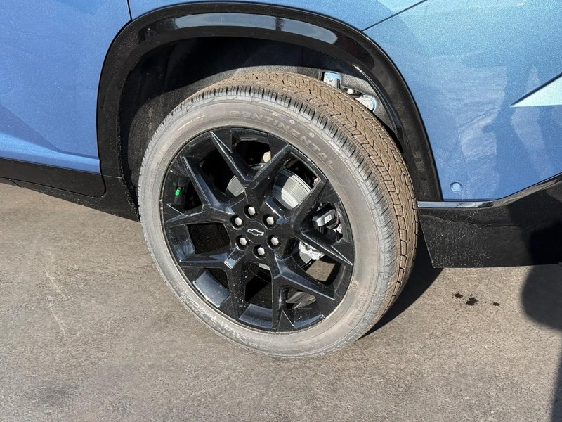 Chevrolet Traverse Vehicle Full-screen Gallery Image 4