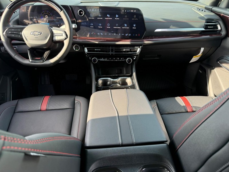 Chevrolet Traverse Vehicle Full-screen Gallery Image 8