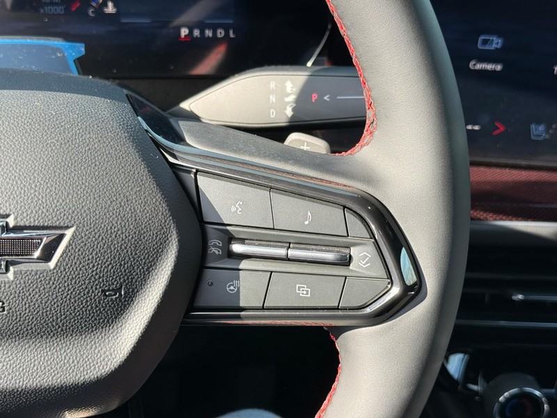 Chevrolet Traverse Vehicle Full-screen Gallery Image 17