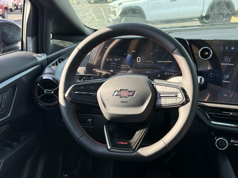 Chevrolet Equinox EV Vehicle Full-screen Gallery Image 8