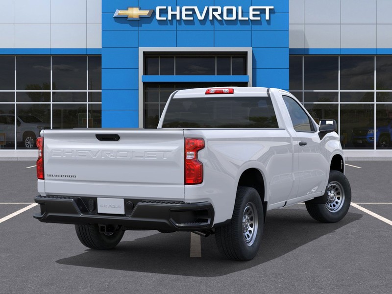 Chevrolet Silverado 1500 Vehicle Full-screen Gallery Image 4