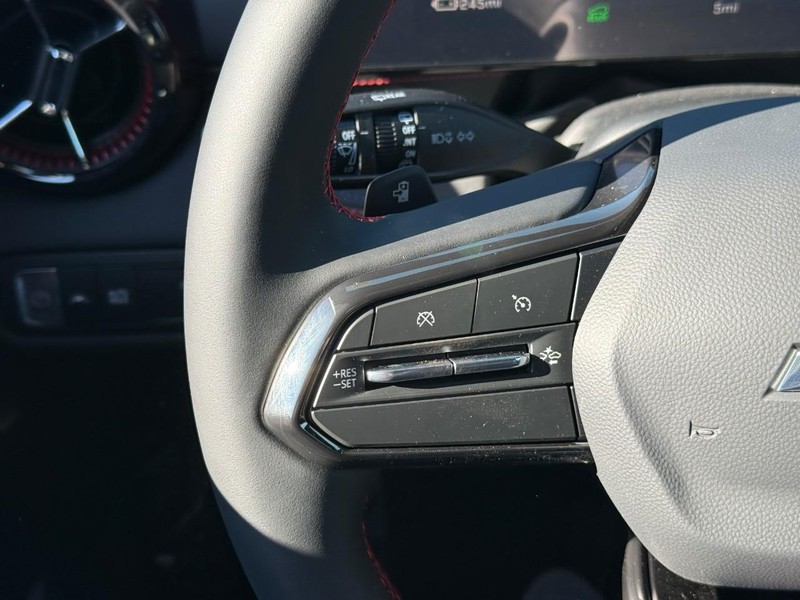 Chevrolet Blazer EV Vehicle Full-screen Gallery Image 11