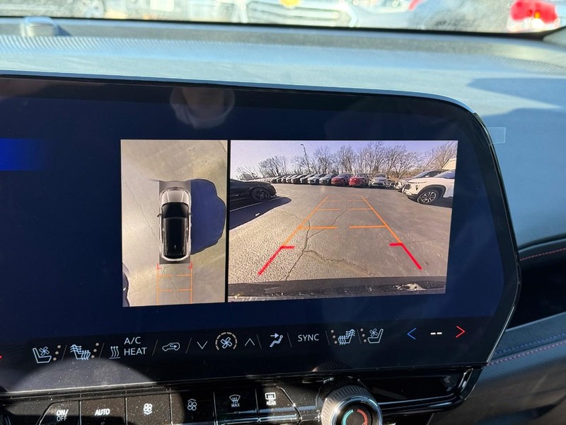 Chevrolet Blazer EV Vehicle Full-screen Gallery Image 13