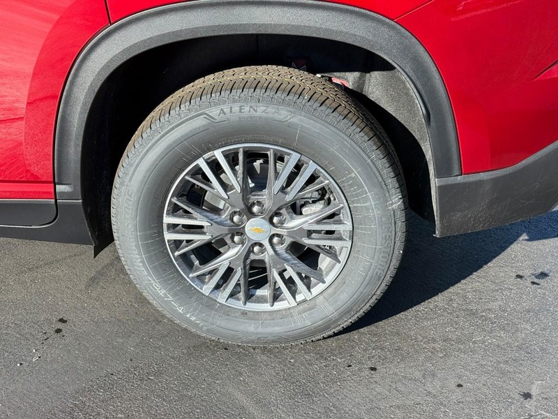 Chevrolet Traverse Vehicle Full-screen Gallery Image 4