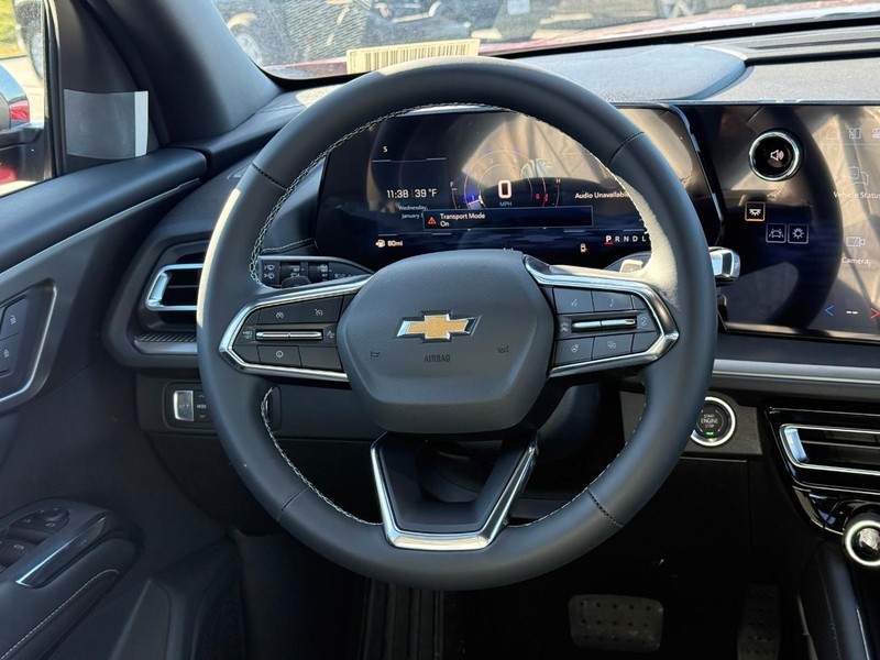 Chevrolet Traverse Vehicle Full-screen Gallery Image 8