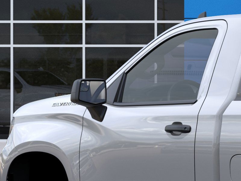 Chevrolet Silverado 1500 Vehicle Full-screen Gallery Image 12