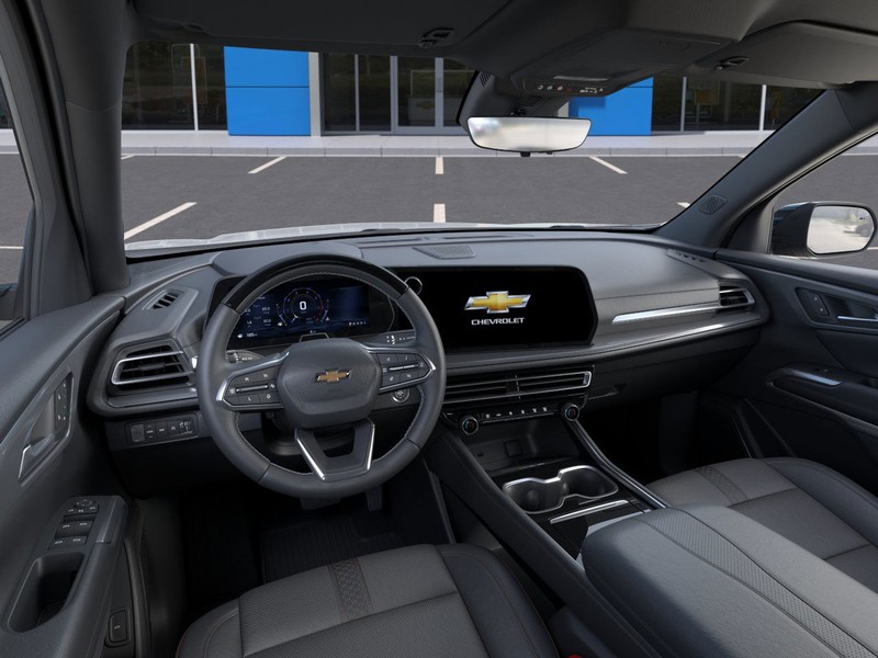 Chevrolet Traverse Vehicle Full-screen Gallery Image 15