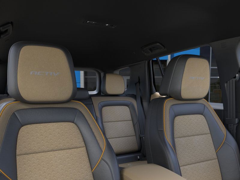 Chevrolet Equinox Vehicle Full-screen Gallery Image 24