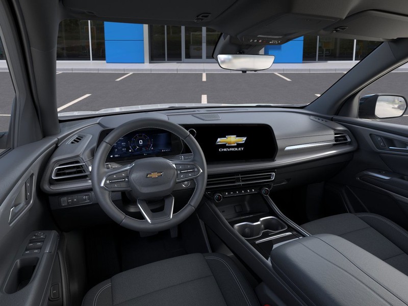 Chevrolet Traverse Vehicle Full-screen Gallery Image 15