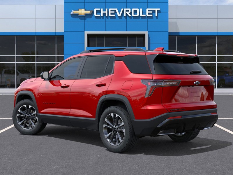 Chevrolet Equinox Vehicle Full-screen Gallery Image 3