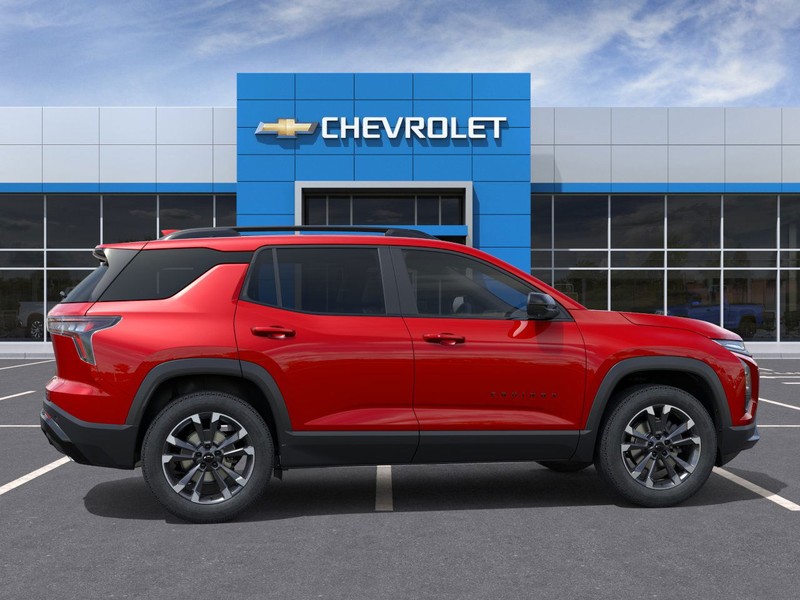 Chevrolet Equinox Vehicle Full-screen Gallery Image 5