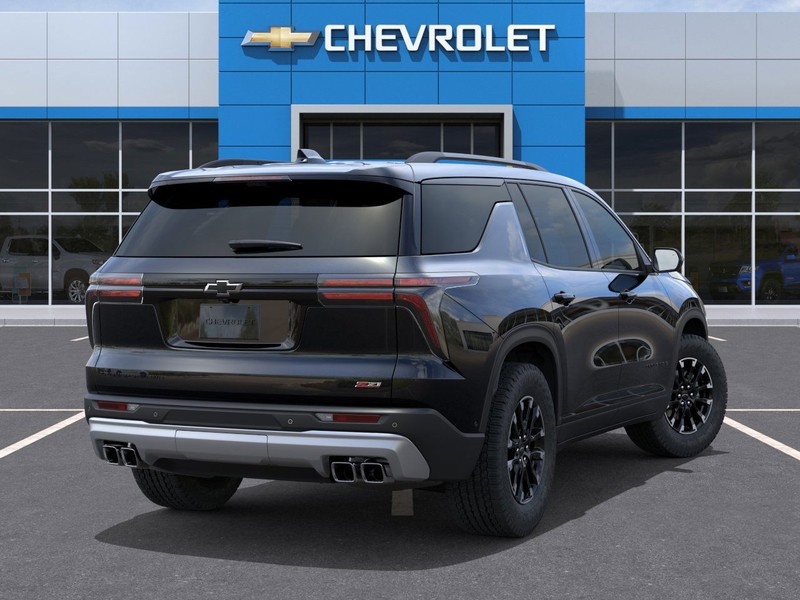 Chevrolet Traverse Vehicle Full-screen Gallery Image 4