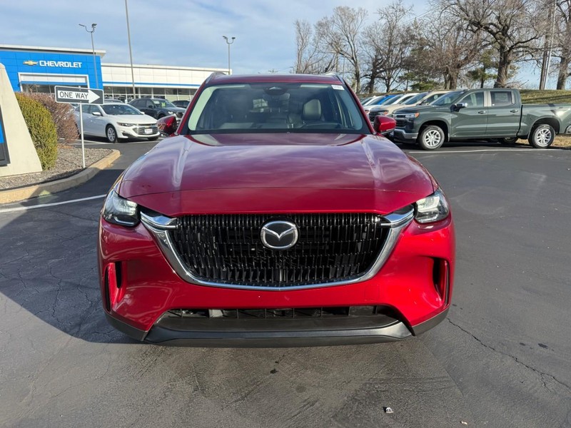 Mazda CX-90 Vehicle Full-screen Gallery Image 9