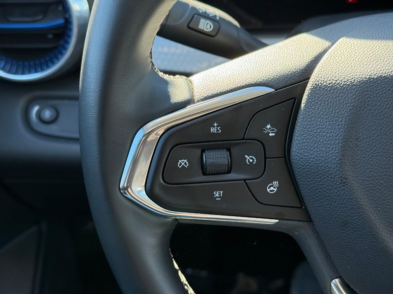 Chevrolet Trax Vehicle Full-screen Gallery Image 18