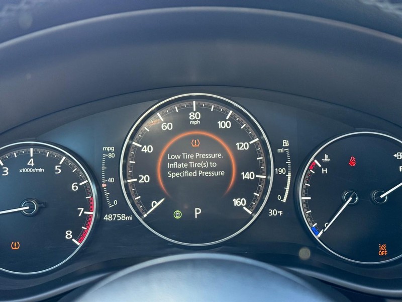 Mazda Mazda3 Hatchback Vehicle Full-screen Gallery Image 19