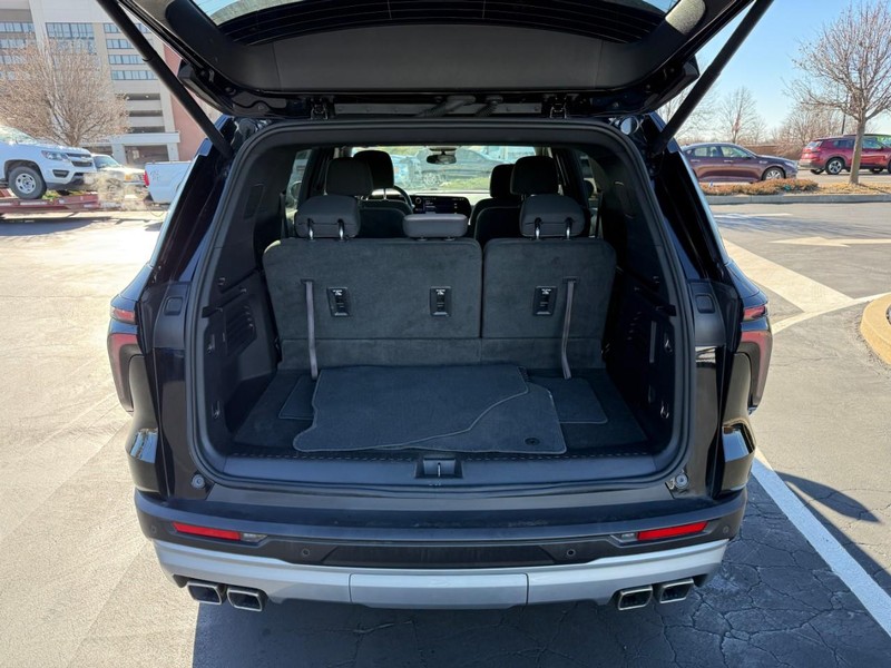 Chevrolet Traverse Vehicle Full-screen Gallery Image 5