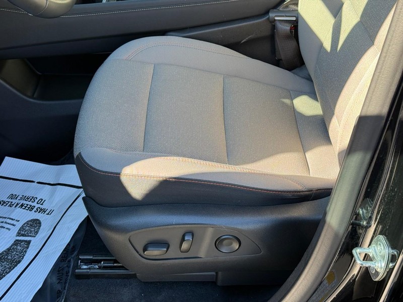 Chevrolet Traverse Vehicle Full-screen Gallery Image 18