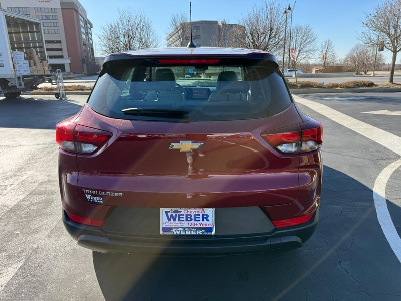 Chevrolet TrailBlazer Vehicle Full-screen Gallery Image 6