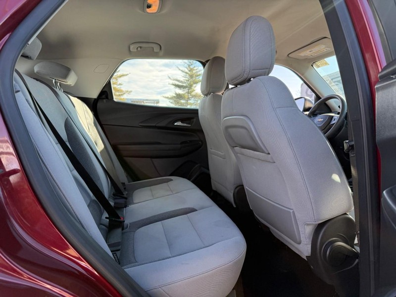 Chevrolet TrailBlazer Vehicle Full-screen Gallery Image 10