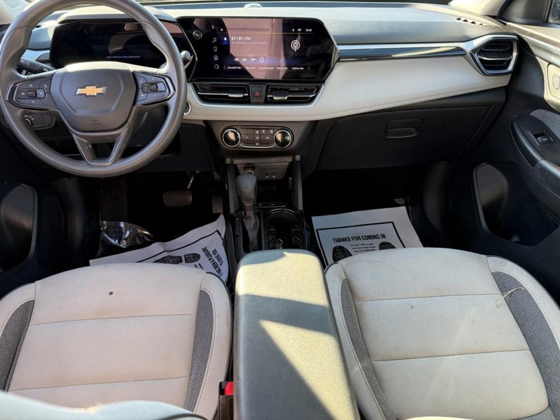 Chevrolet TrailBlazer Vehicle Full-screen Gallery Image 11